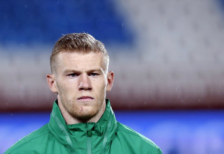 Para penggemar taruhan olahraga Republik Irlandia bersorak saat Irlandia mengamankan tempat mereka di play-off