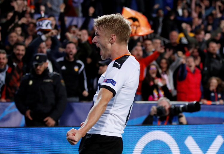 Daniel Wass scores an equaliser during Valencia's 2-2 draw with Chelsea in the Champions League