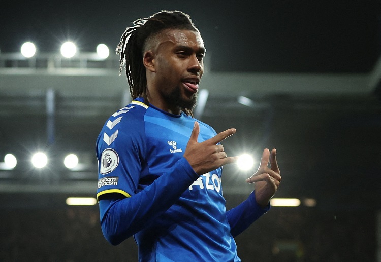 Alex Iwobi wants to help Everton to continue their stay the Premier League