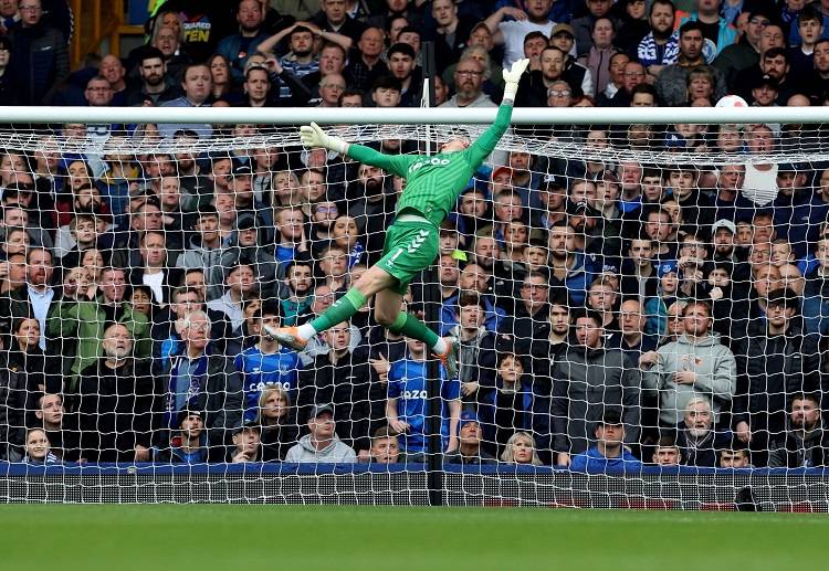 Jordan Pickford’s saves helped Everton to claim a Premier league win over Chelsea