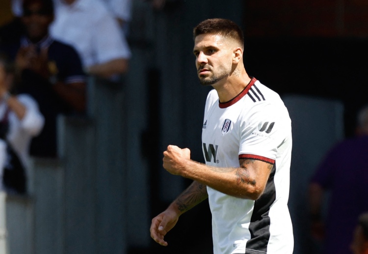 Premier League: Mitrovic xứng đáng là người hùng cùa Fulham