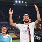 Olivier Giroud ghi 2 bàn ở trận gặp Napoli tại Serie A