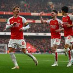 Arsenal có 3 chiến thắng liên tiếp ở Premier League và tiếp tục dẫn đầu