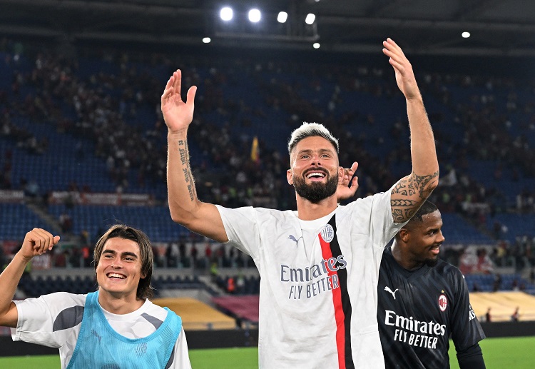 Serie A: Giroud có khả năng làm tường rất tốt