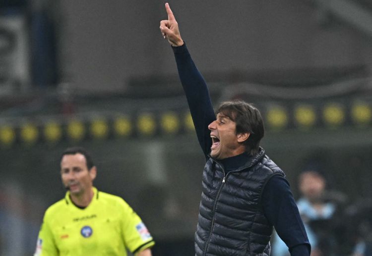 Antonio Conte's team Napoli are the Serie A leaders with 8 wins, 2 draws and 2 defeats