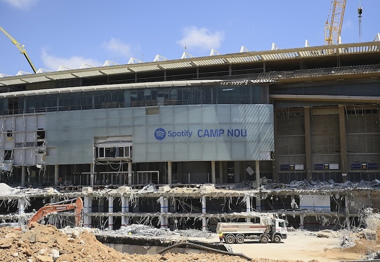 အကယ်၍ လာလီဂါ ကလပ်ဟာ အော်လမိုကို မှတ်ပုံမတင်နိုင်ခဲ့ရင်တော့ ရာသီဝက် အကြာမှာပဲ လက်လွှတ်သွားရဖို့ ရှိနေတာ ဖြစ်ပါတယ်။