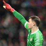 德甲联赛 诺伊尔和伊藤洋辉力保拜仁零封。