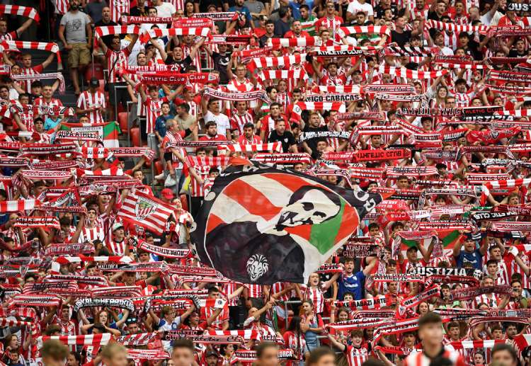 西甲联赛 毕巴时隔十年重返欧冠，官方社媒发图庆祝。