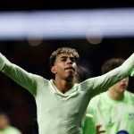 အသက် ၁၇ နှစ် အရွယ် တောင်ပံ ကစားသမားရဲ့ မူလ စာချုပ်အရ ၂၀၂၆ ခုနှစ်မှာ လာလီဂါ ကလပ်နဲ့ သက်တမ်းကုန်ဆုံးမှာ ဖြစ်ပါတယ်။