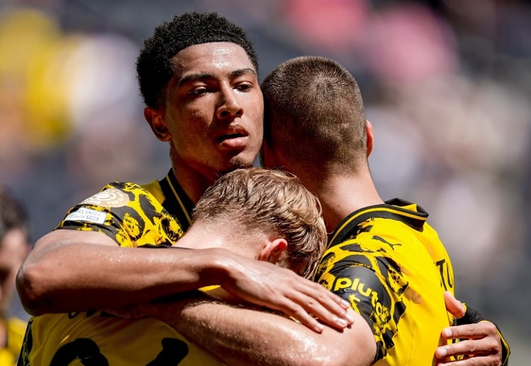 世俱杯 在上一轮对蔚山HD的比赛中，贝林厄姆助攻斯文森破门，最终帮助球队以1比0获胜，确保了小组头名位置