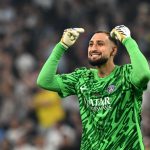 足球 唐纳鲁马助巴黎四冠王，成为球队坚实后盾。