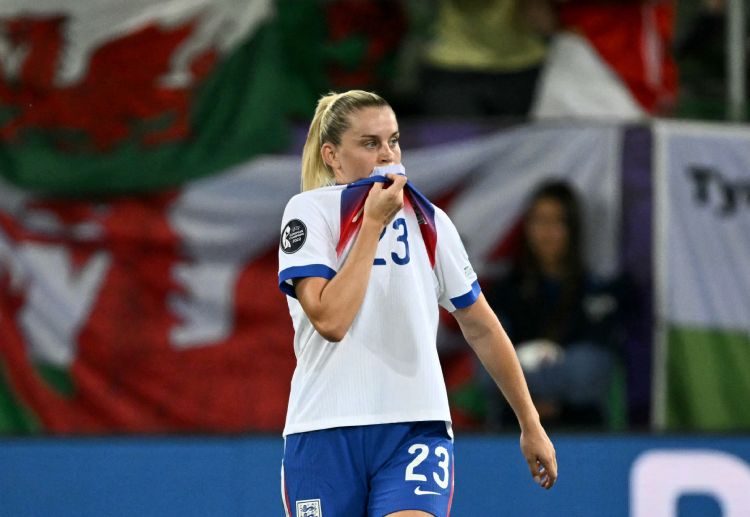 欧锦赛 阿莱西亚·鲁索的进攻表现能否在淘汰赛中延续，将是英格兰的关键所在。