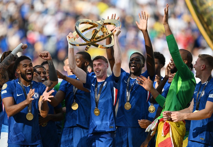 အဲဒီနောက် ချဲလ်ဆီးက ၂၀၂၅-၂၀၂၆ ဘောလုံးရာသီ ပရီးမီးယားလိဂ်ကို ဩဂုတ်လ ၁၇ ရက်နေ့မှာ လန်ဒန် မြိုခံပြိုင်ဘက် ခရစ္စတယ်လ်ပဲလေ့စ်နဲ့ စဖွင့်ရမှာလည်း ဖြစ်ပါတယ်။