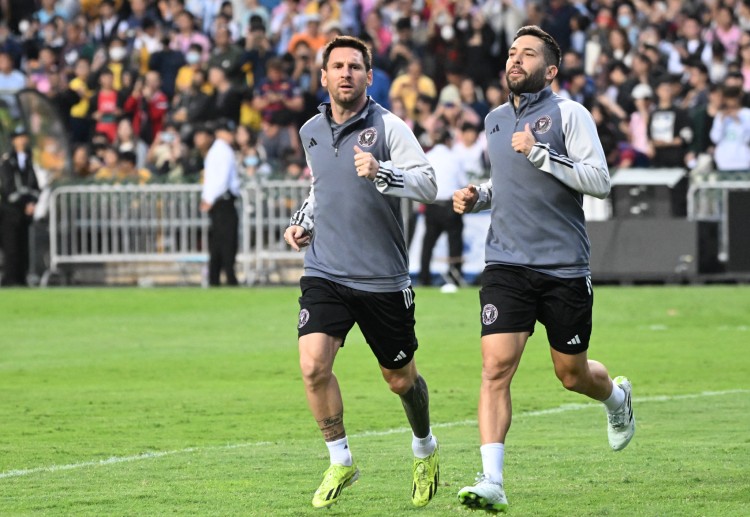 美职联 阿尔巴也因类似原因被停赛。