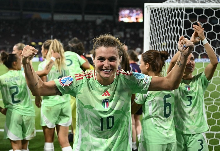 女足欧锦赛 杀进半决赛