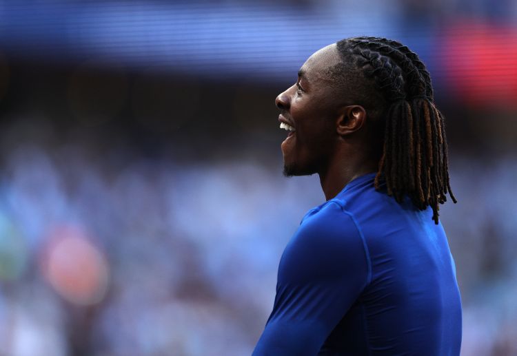 ပရီးမီးယားလိဂ်ရဲ့ PSR စည်းမျဉ်းတွေနဲ့ လွတ်ကင်းနေသေးတယ် ဆိုပေမယ့် အသင်းရဲ့ ဝင်ငွေ ထွက်ငွေ မျှတဖို့ အတွက် ဆိုရင်တော့ မလိုအပ်တဲ့ ကစားသမား တချို့ကို ရှင်းထုတ်နိုင်ဖို့ လိုအပ်ပါတယ်။