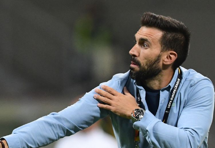 에데르 사라비아 감독이 아틀레티코 마드리드와의 라리가 경기를 위해 엘체를 준비시키고 있다.