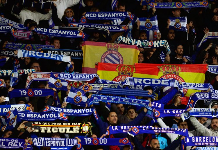 友谊赛 替补登场的基克·加西亚在最后时刻头球扳平比分,帮助西班牙人追成2比2。