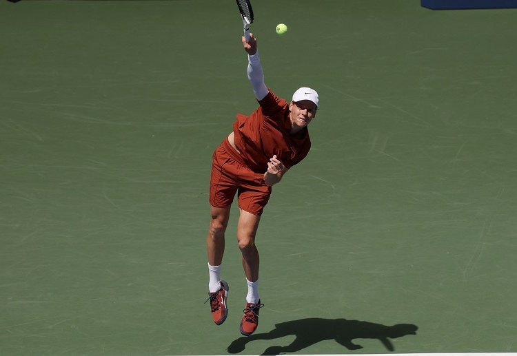 Jannik Sinner has dominated Vit Kopriva to secure a spot in the second round of the 2025 US Open