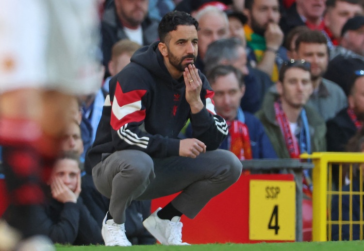 ၂ဝ၂၄-၂၀၂၅ ဘောလုံးရာသီ ကတော့ မန်ချက်စတာယူနိုက်တက် အတွက် ဆိုးရွားလှတဲ့ ကာလ ဖြစ်ခဲ့ပြီး ပရီးမီးယားလိဂ်မှာ အဆင့် ၁၅ နေရာနဲ့သာ ရာသီသိမ်းနိုင်ခဲ့ပါတယ်။