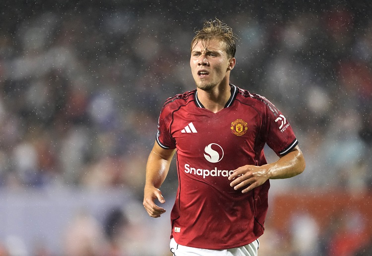 စီးရီးအေ ကလပ်ဟာ ဟွိုက်ဂျ်လန်း အတွက် အငှားခေါ်ယူခ အဖြစ် ယူရို ၆ သန်း ပေးချေရမှာ ဖြစ်ပြီး အငှားသက်တမ်းပြည့်ချိန်မှာ ယူရို ၄၄ သန်းနဲ့ အပြီးသတ်ခေါ်ယူနိုင်မှာ ဖြစ်ပါတယ်။