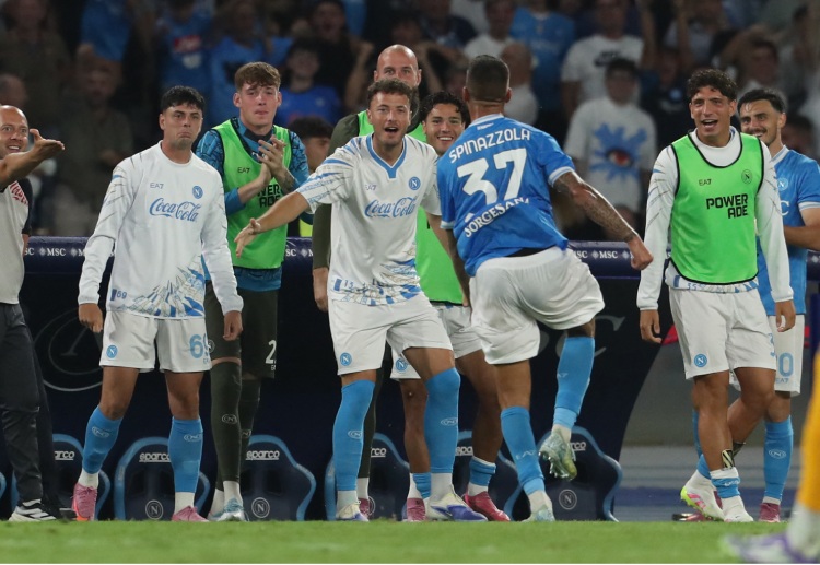 意甲联赛 那不勒斯的斯皮纳佐拉打进一球，并获得全场最佳球员的称号。