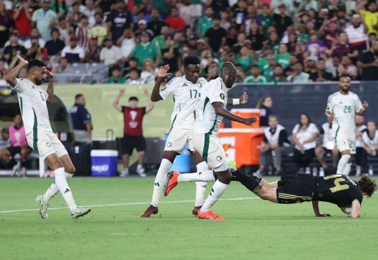 Ả Rập Saudi đá trận giao hữu quốc tế với CH Séc