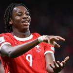 世界杯预选赛 曼赞比在弗罗伊勒助攻下冷静破门，瑞士最终2比0获胜，确保三分到手。