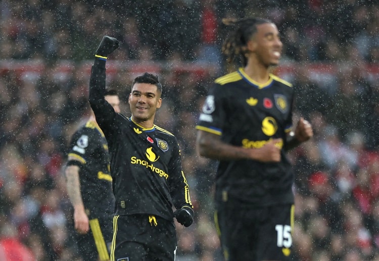 Premier League: Manchester United and Tottenham Hotspur are level on 17 points