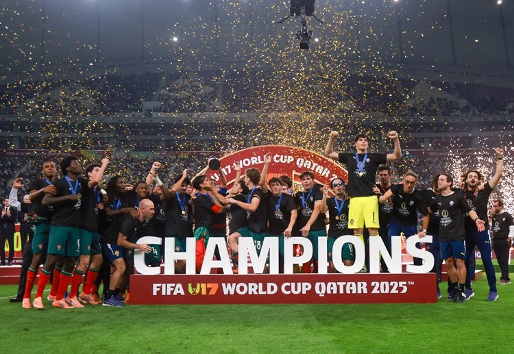 ၂၀၂၅ ဖီဖာ ယူ-၁၇ ကမ္ဘာ့ဖလား ပြိုင်ပွဲကို ကာတာ နိုင်ငံမှာ နိုဝင်ဘာ ၃ ရက် ကနေ ၂၇ ရက် အထိ ကျင်းပခဲ့တာဖြစ်ပြီး ပေါ်တူဂီက အုပ်စု အဆင့်မှာ ဂျပန်ရဲ့ အနောက် အုပ်စု ဒုတိယနေရာသာ ရရှိခဲ့ပါတယ်။