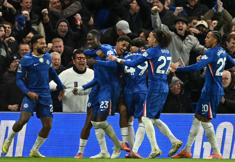 Chelsea showed tremendous spirit to hold Premier League leaders Arsenal to a 1-1 stalemate at Stamford Bridge