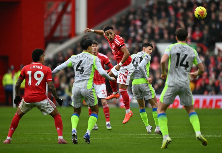 英超联赛  诺丁汉森林由哈钦森在下半场扳平比分。