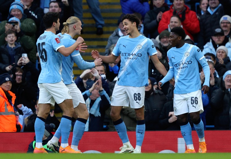 မန်စီးတီးဟာ အက်ဖ်အေဖလားမှာ ၂၀၂၃ ခုနှစ်က နောက်ဆုံး အကြိမ် ချန်ပီယံ ဖြစ်ထားပြီး ပြီးခဲ့တဲ့ နှစ်ရာသီဆက် ဗိုလ်လုပွဲ တက်ရောက်ထားနိုင်ပါတယ်။