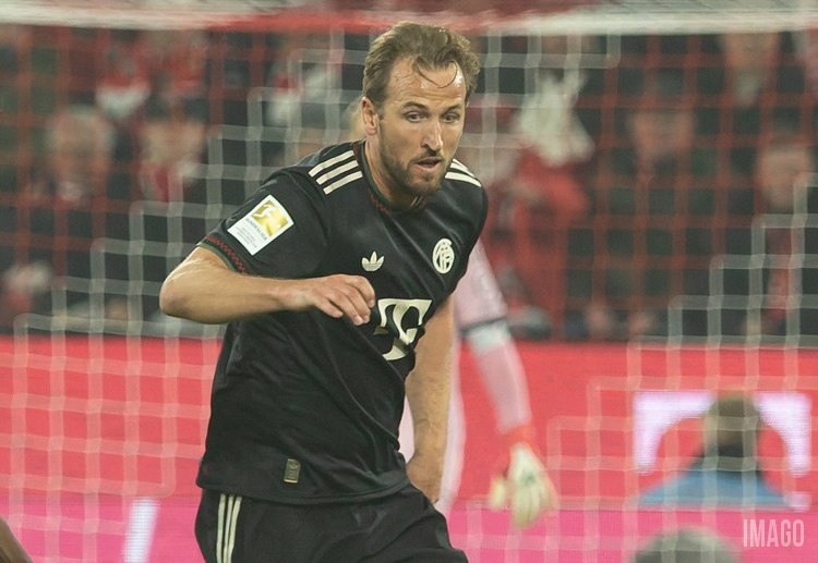 ဒါ့အပြင် ကိန်းက ပရီးမီးယားလိဂ်နဲ့ ဘွန်ဒက်စ်လီဂါမှာ စုစုပေါင်း ၄၀၅ ပွဲ ကစားထားခဲ့ပြီး ဥရောပထိပ်သီးလိဂ် သွင်းဂိုး ကတော့ ၃၀၁ ဂိုး အထိ ရှိလာခဲ့ပြီ ဖြစ်ပါတယ်။