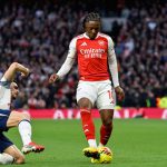 英超联赛 坐稳榜首