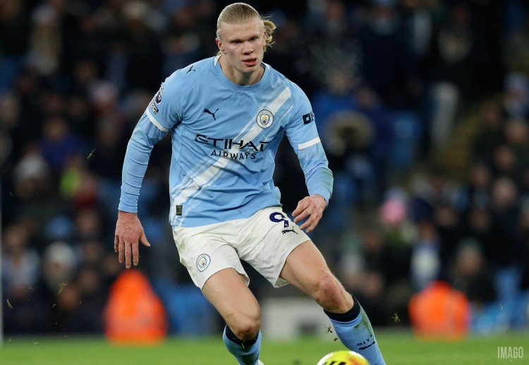 ပရီးမီးယားလိဂ် ကလပ် မန်စီးတီးရဲ့ အဓိက တိုက်စစ်မှူး အာလင်း ဟာလန်း ကတော့ အကယ်၍ ပပ် ဂွါဒီယိုလာသာ အသင်း ကနေ ထွက်ခွာခဲ့ရင် သူပါ လိုက်ပါထွက်ခွာမယ်လို့ အသိပေးထားပါတယ်။