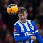 ပရီးမီးယားလိဂ် ထိပ်သီး အာဆင်နယ်နဲ့ မန်စီးတီး တို့ဟာ ဘရိုက်တန် အသင်းရဲ့ အသက် ၂၀ အရွယ် ကွင်းလယ်လူ ဂျက် ဟင်ရှယ်ဝုဒ်ရဲ့ ခြေစွမ်းကို စောင့်ကြည့်နေကြပါတယ်။