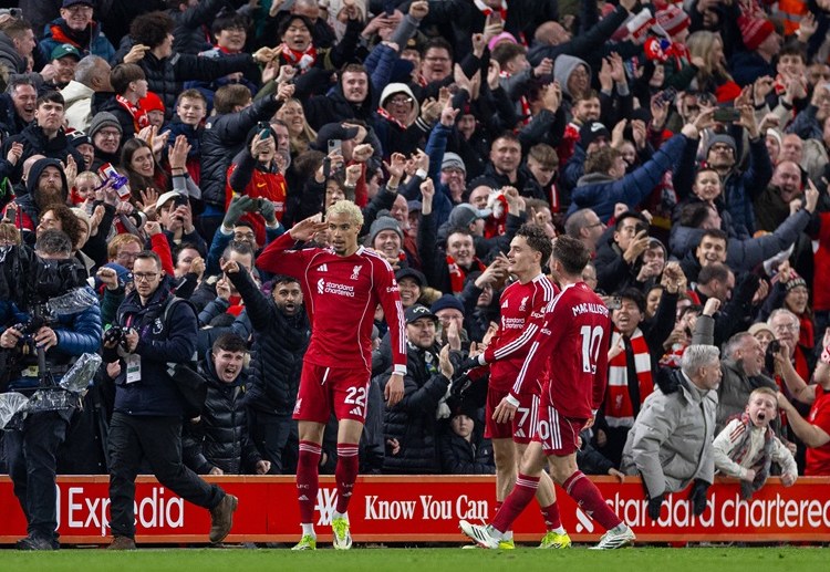 英超联赛 梅开二度