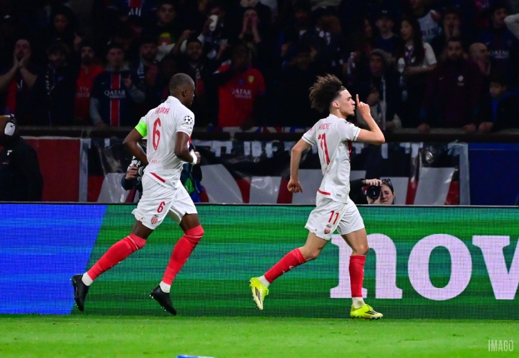 欧冠联赛 马格内斯·阿克利乌什在上半场临近结束时攻入关键一球,帮助摩纳哥将两回合总比分追至3比3平。