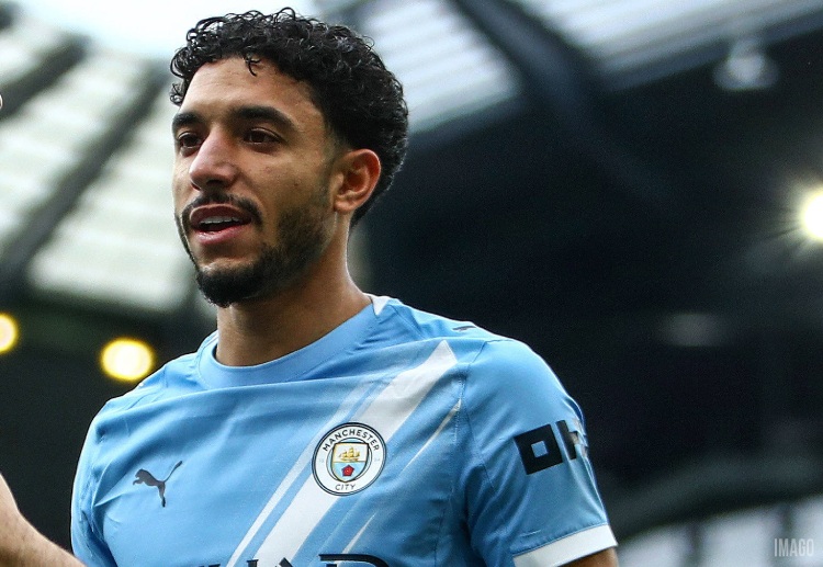 စပိန်သတင်းစာ SPORT ရဲ့ ဖော်ပြချက်အရ လာလီဂါ ထိပ်သီး တို့ဟာ မာမွတ်ရှ် ဖရန့်ဖတ်မှာ ခြေစွမ်းပြနေကတည်းက စောင့်ကြည့်ခဲ့တာ ဖြစ်ပါတယ်။