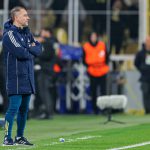 အာဆင်နယ်က ပရီးမီးယားလိဂ် ဇယားထိပ်ပိုင်းမှာ အမှားအယွင်း မရှိအောင် ကြိုးစားနေတာကြောင့် လစ်ဗာပူးလ် အဖို့တော့ အမှတ်ပေးဖလားကို ဆက်လက် ထိန်းသိမ်းဖို့ ဆိုတာ မဖြစ်နိုင်သလောက် ခက်ခဲသွားပါပြီ။