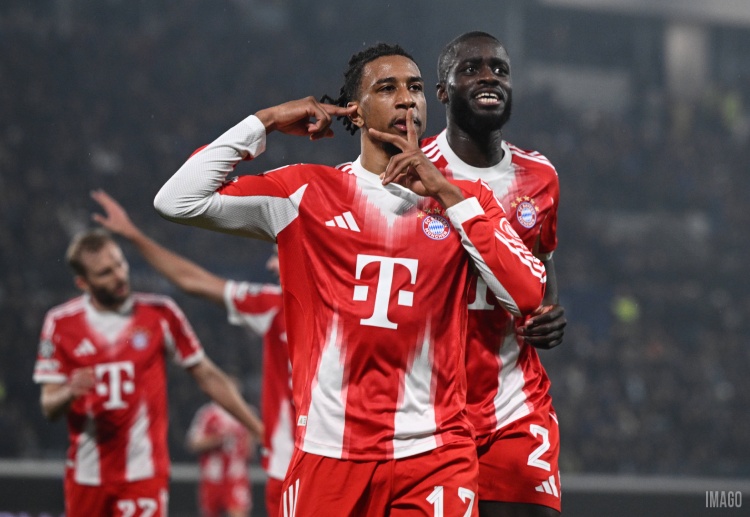 မိုက်ကယ် အိုလီဆေးဟာ ဂန္တဝင် ကစားသမား ဇီဒန်း ပြီးရင် ချန်ပီယံလိဂ် ပြိုင်ပွဲရဲ့ နှစ်ရာသီ ဆက်တိုက်မှာ ဂိုးပါဝင် ပတ်သက်မှု (ဂိုးသွင်း/ဖန်တီး) ၇ ကြိမ်နဲ့ အထက် ရှိခဲ့တဲ့ ဒုတိယမြောက် ပြင်သစ် ကွင်းလယ်လူ ဖြစ်လာခဲ့ပါတယ်။