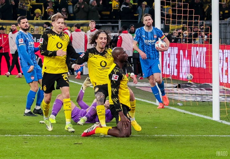 နောက်ထပ် လာလီဂါ ထိပ်သီး ဘာစီလိုနာဟာ ရောဘတ် လီဝမ်ဒေါစကီး နေရာမှာ ဈေးနှုန်း သက်သာစွာနဲ့ အစားထိုးဖို့ ဒေါ့မန် တိုက်စစ်မှူး ဆာဟူး ဂူရက်ဆီကို ပစ်မှတ်ထားနေပါတယ်။