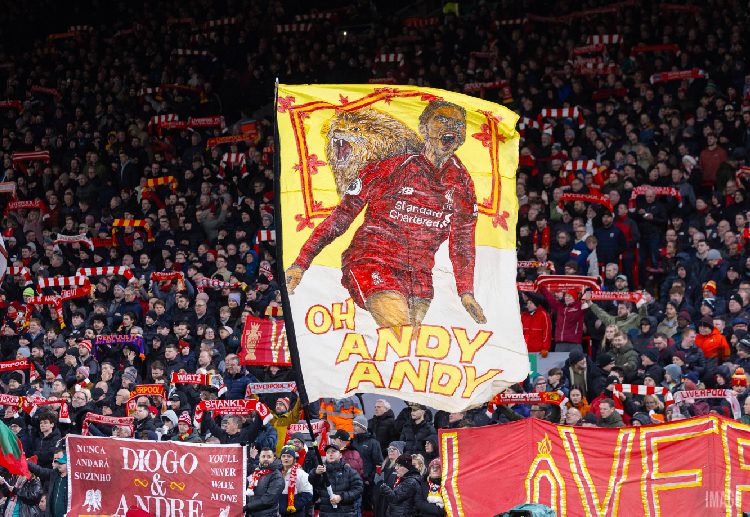 ဆုဖလား အောင်မြင်မှုတွေ အနေနဲ့တော့ ပရီးမီးယားလိဂ် ဖလား (၂) ကြိမ်၊ ချန်ပီယံလိဂ်၊ အက်ဖ်အေဖလား၊ ခရာဘောင်ဖလား (၂) ကြိမ်နဲ့ တခြားသော အောင်မြင်မှု များစွာ ရရှိခဲ့ပါတယ်။