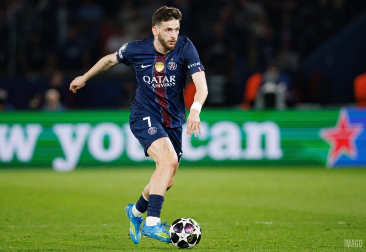 Khvicha Kvaratskhelia incar gelar Liga Champions UEFA musim ini