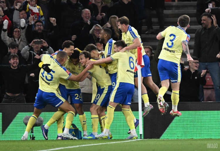 Southampton giành chiến thắng trước Pháo thủ ở tứ kết FA Cup